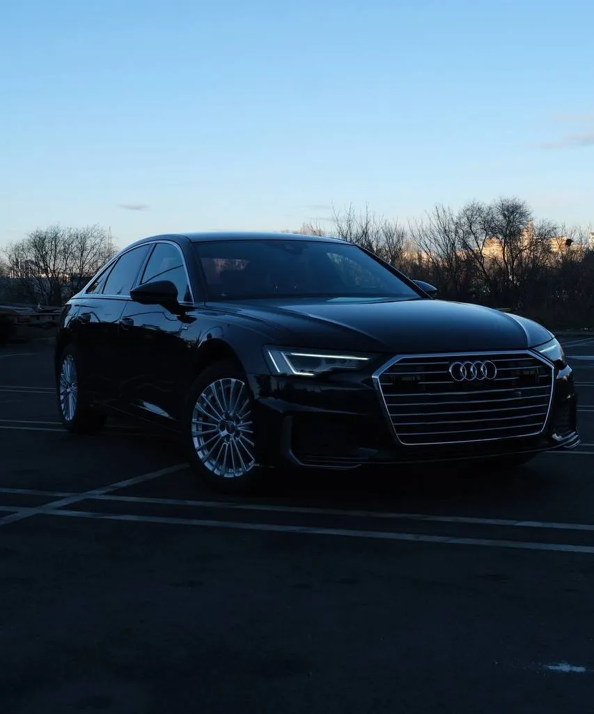 Audi A6 (C8) - Image 1