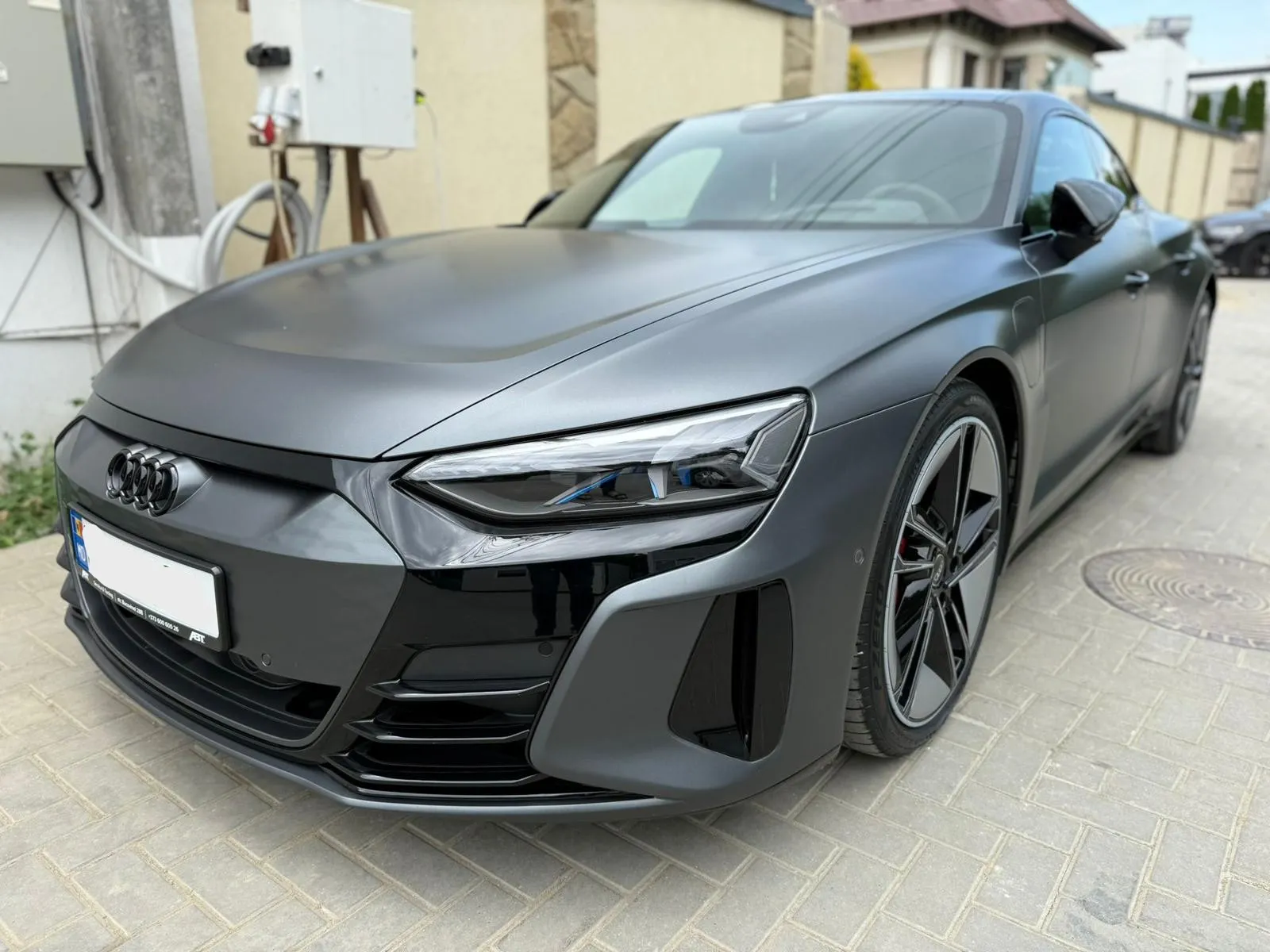 Audi e-tron RS - Image 1