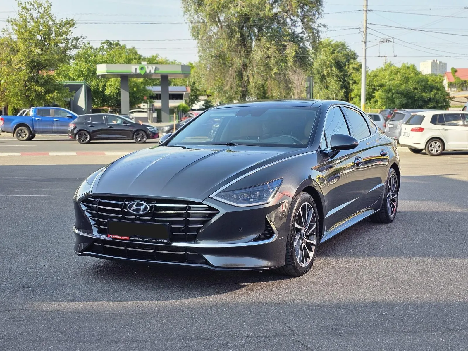 Hyundai Sonata - Image 1