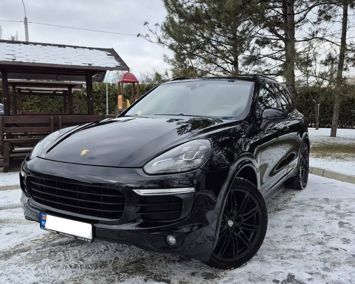 Porsche Cayenne - Image 6