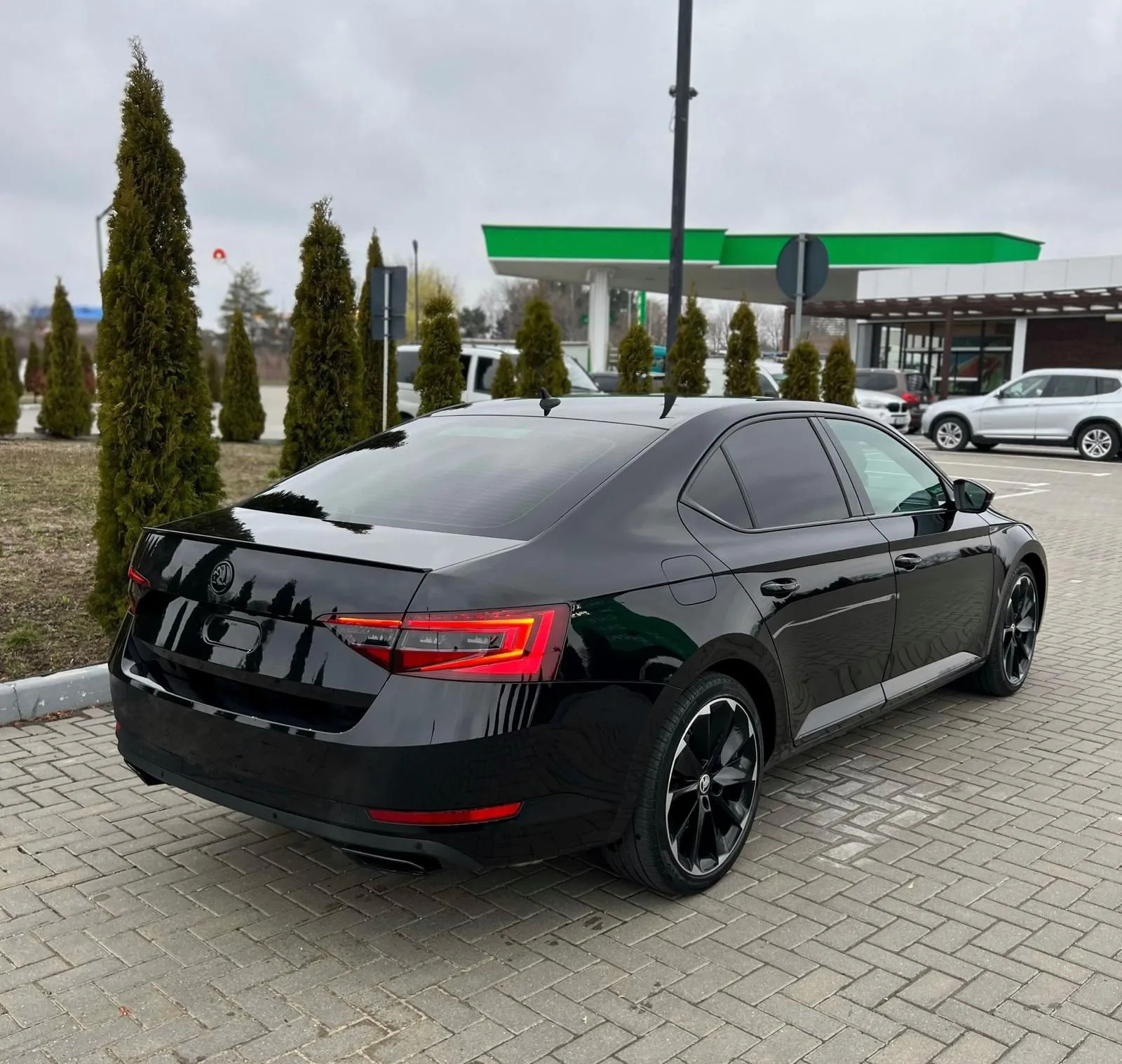 Škoda Superb Sportline - Image 5